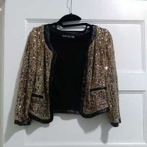 Black/gold sequence cropped sweater. Small.